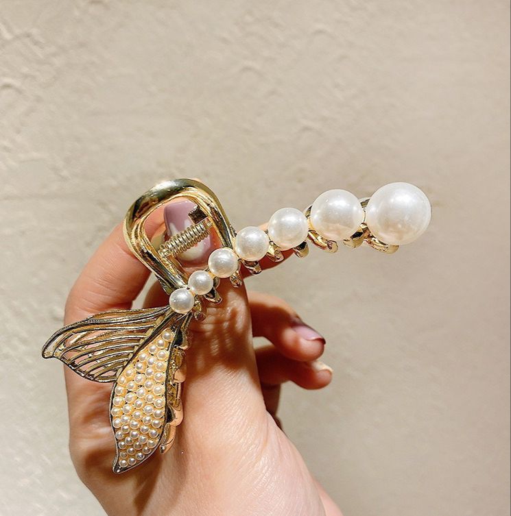 Mermaid Pearly Hair Claw