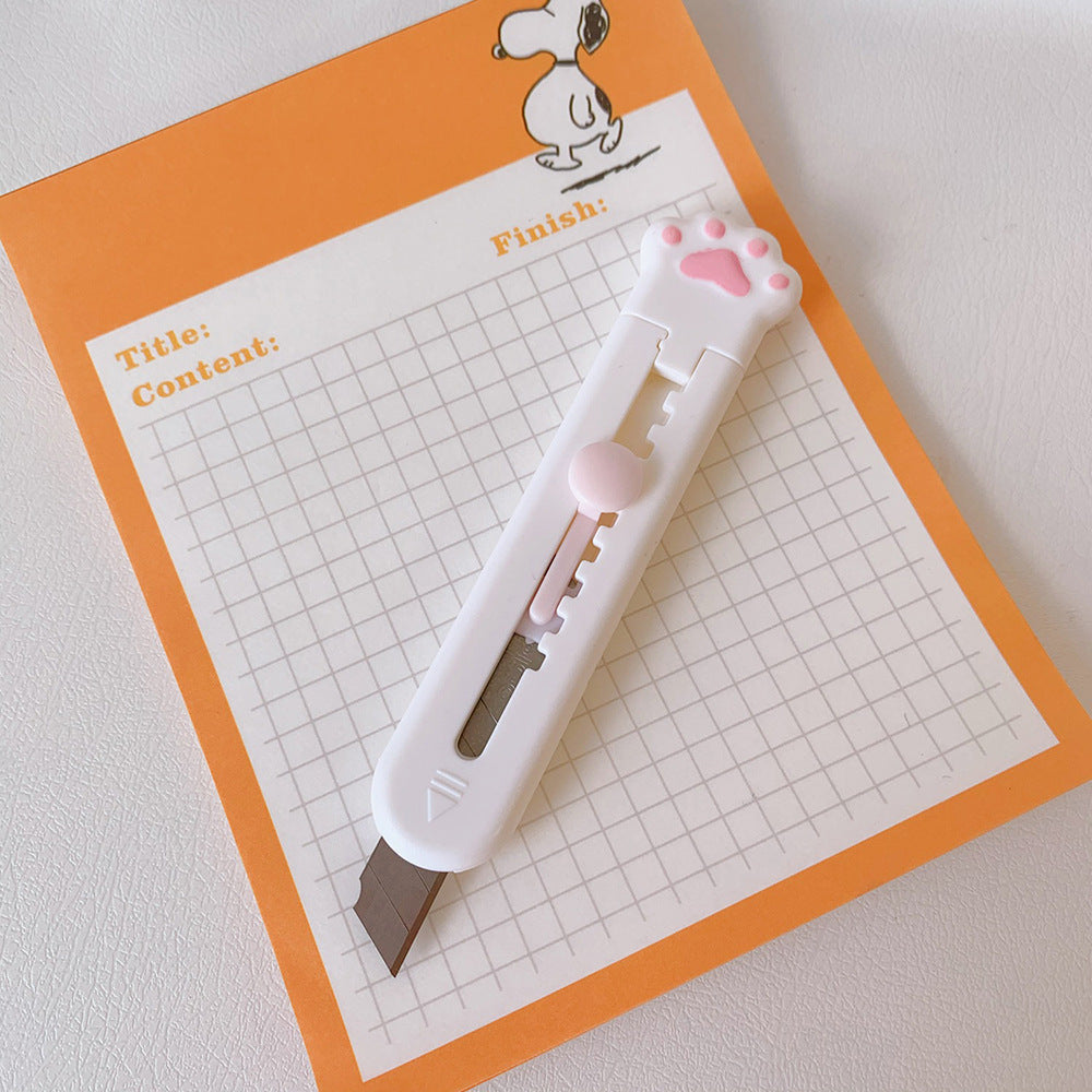 Cat Paw Beautiful Paper Cutter