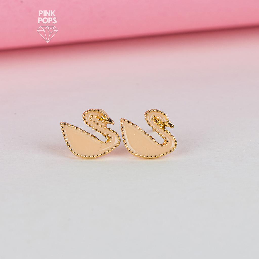 Iconic Swan Fashion Ear Studs