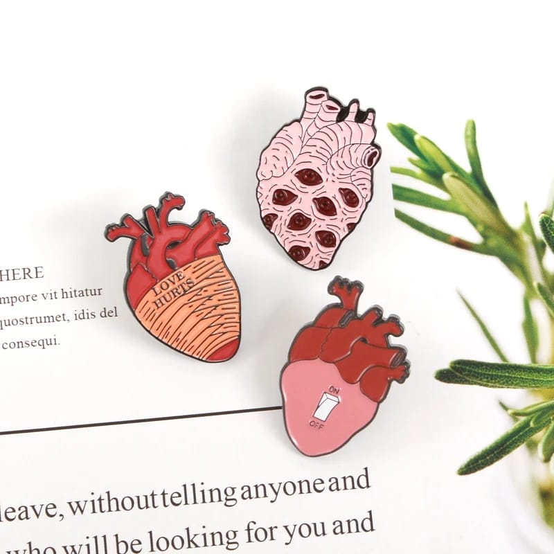 Cute Heart Enamel Pin – pinkpops.pk