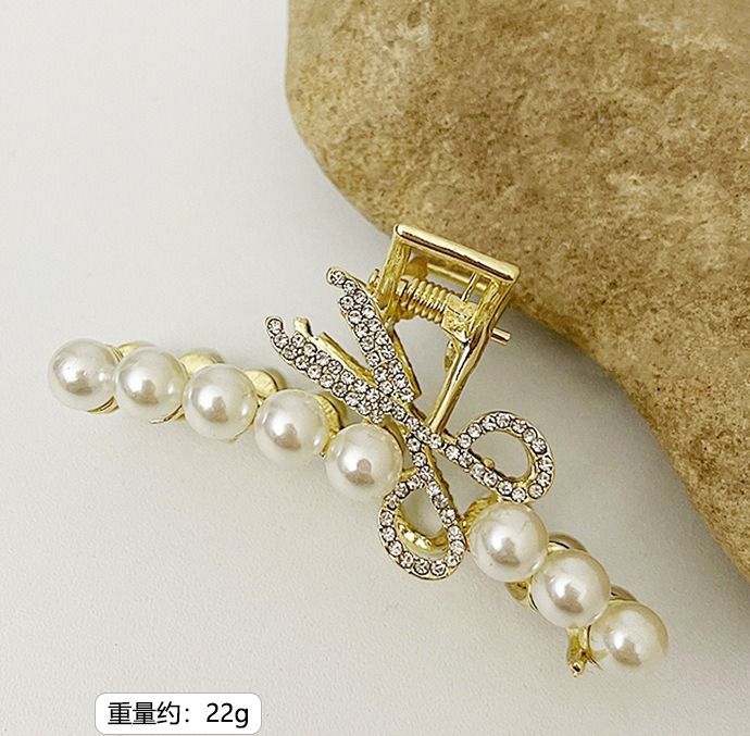 Elegant Imitation Pearl Hair Claw