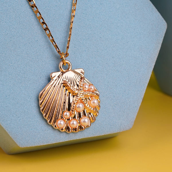 Elegant Shell  Charm Necklace