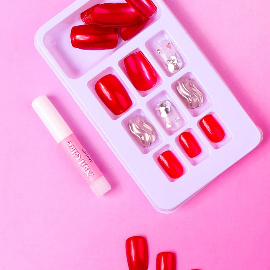 Red & Transparent Faux Nails – pinkpops.pk