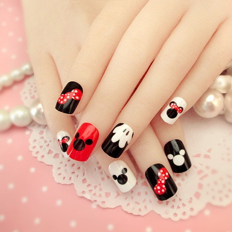 Micky Mouse  Faux Nails